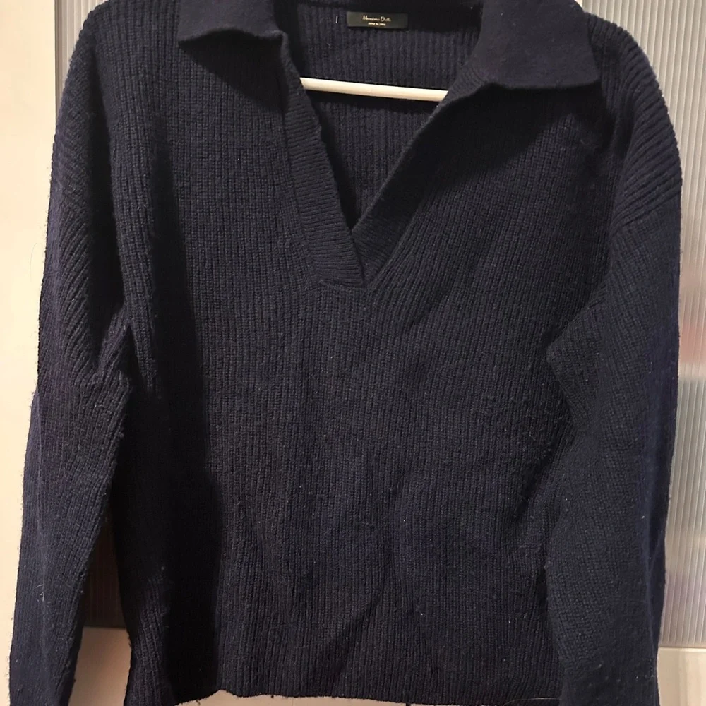 Massimo Dutti Deep Blue V-Neck Sweater - Picture 2 of 6